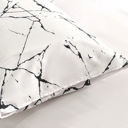 Black and White Bedding Set for Double Bed