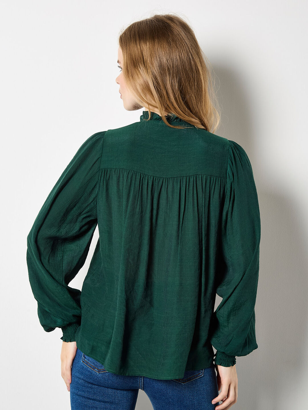 Ruffled collar blouse